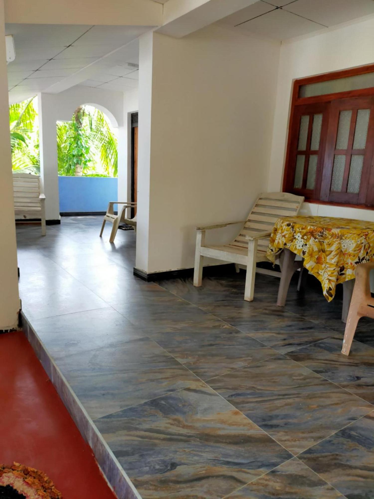 Chandi Gaya Beach Guesthouse Tangalle Εξωτερικό φωτογραφία
