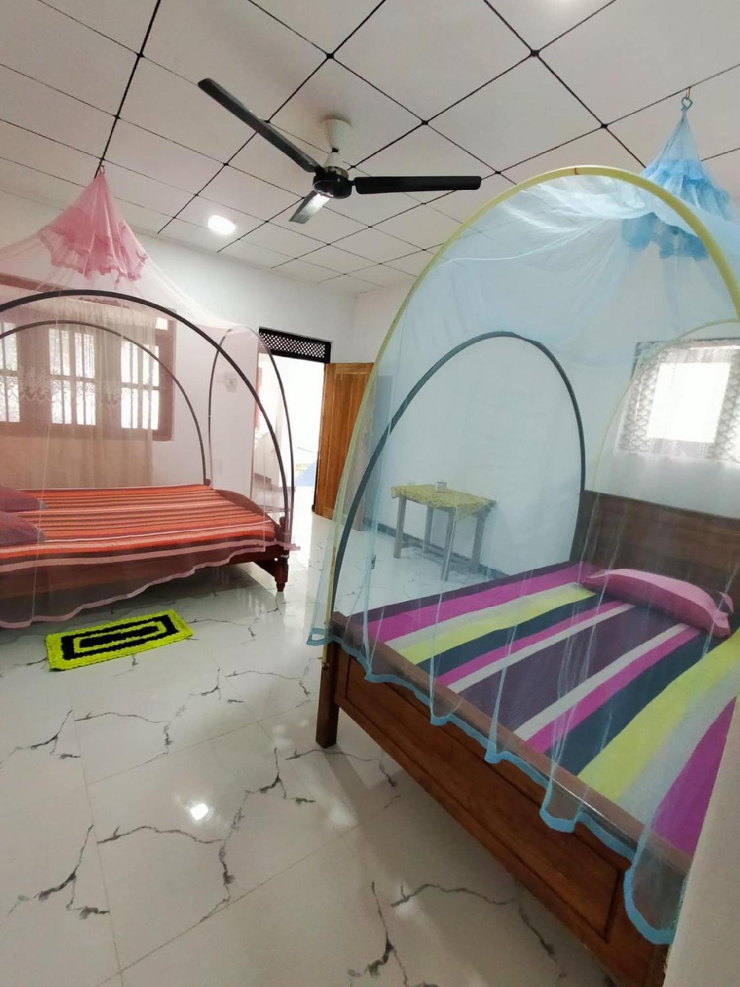 Chandi Gaya Beach Guesthouse Tangalle Δωμάτιο φωτογραφία