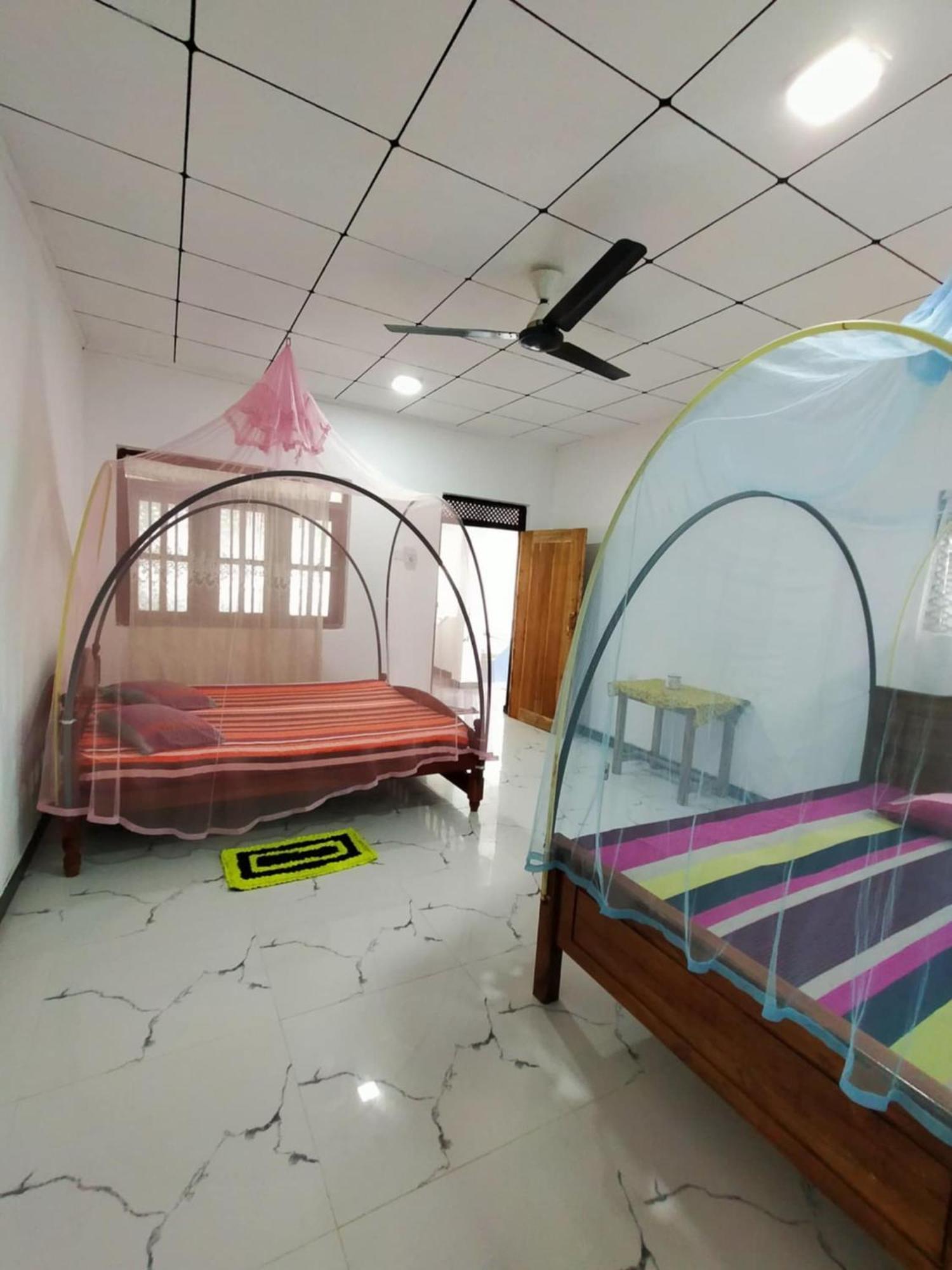 Chandi Gaya Beach Guesthouse Tangalle Δωμάτιο φωτογραφία